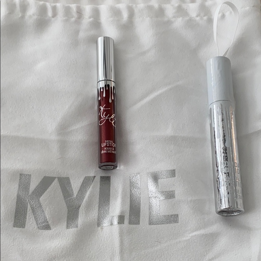 Kylie Cosmetics Holiday Edition Metal Lip Stick